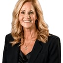 Photo of Lisa Ballay
